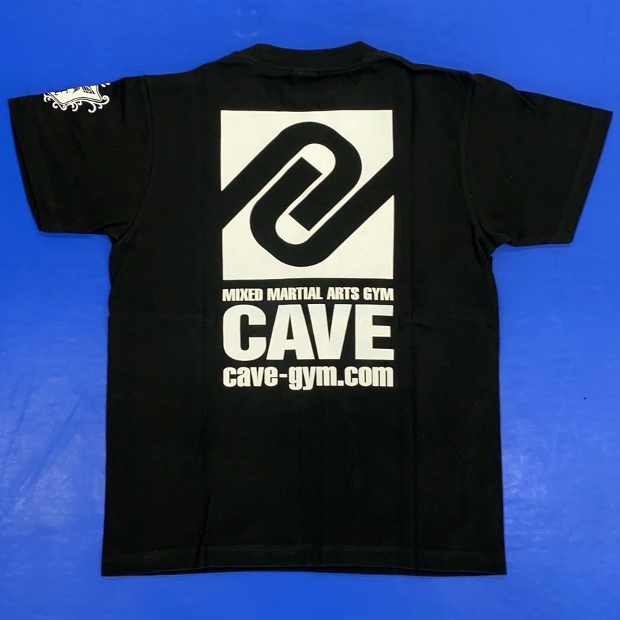 CAVEのTシャツをプレゼント